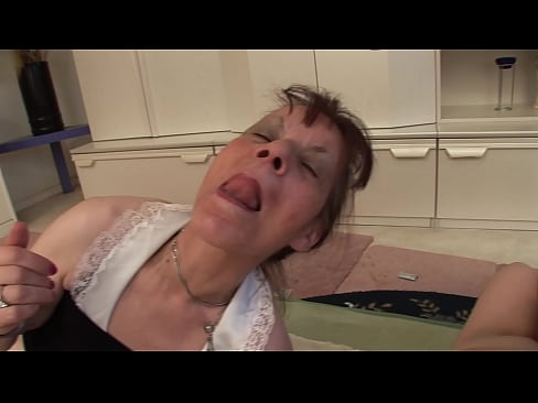 ❤️ Due nonne e un nonno fanno una cosa a tre ❤ Porno analeal it.dewporn.ru ❤️